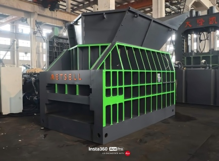 Kualitas Adalah Prioritas Utama! Klien dari Bangladesh Mengunjungi Pabrik untuk Inspeksi Langsung, Mesin Penghancur Ganda Tugas Berat Berhasil Dikirim.